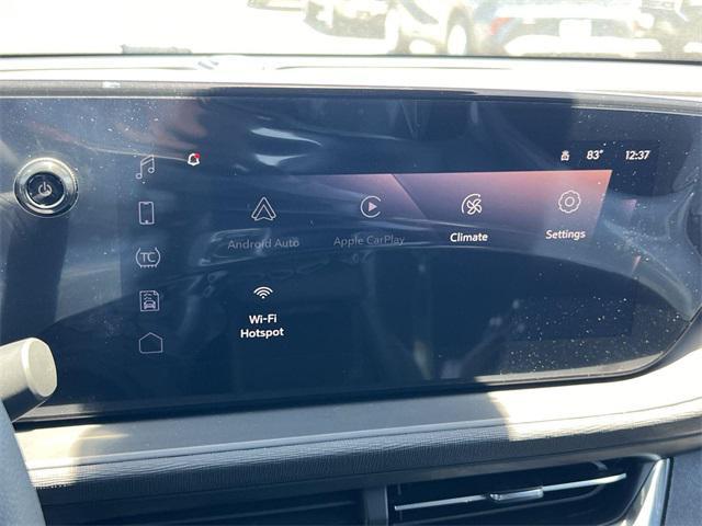 new 2025 Buick Envista car, priced at $22,201