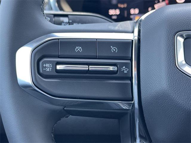 new 2025 GMC Canyon car, priced at $39,554