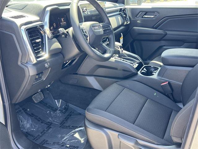 new 2025 GMC Canyon car, priced at $39,554