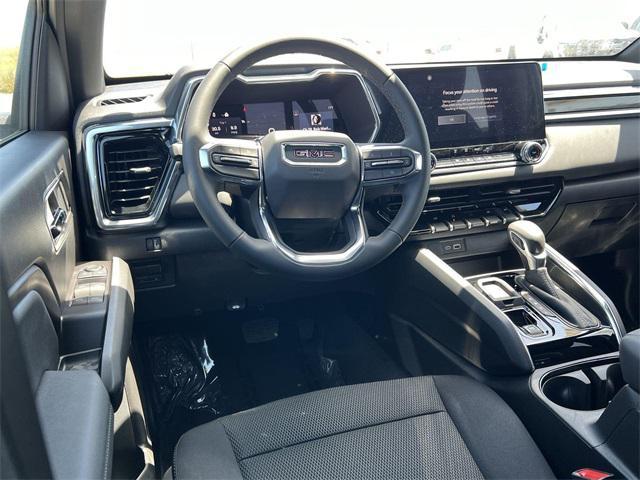 new 2025 GMC Canyon car, priced at $39,554