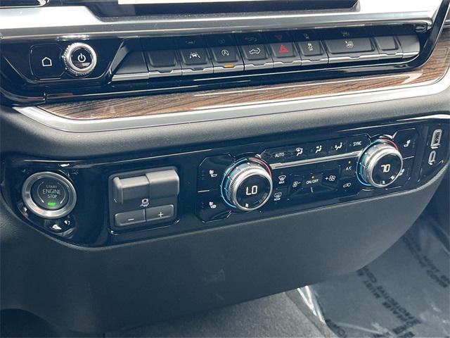 new 2025 GMC Sierra 1500 car, priced at $52,438