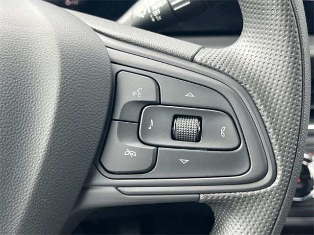 new 2025 Buick Envista car, priced at $22,713