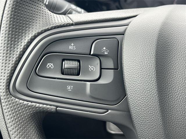 new 2025 Buick Envista car, priced at $22,713