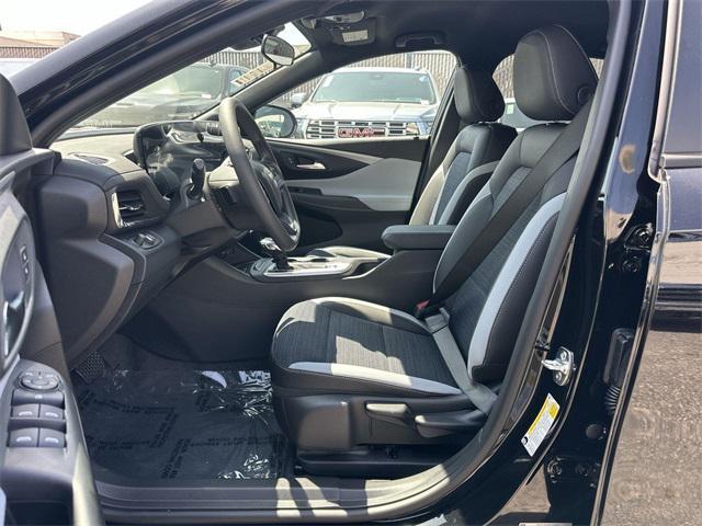 new 2025 Buick Envista car, priced at $26,007