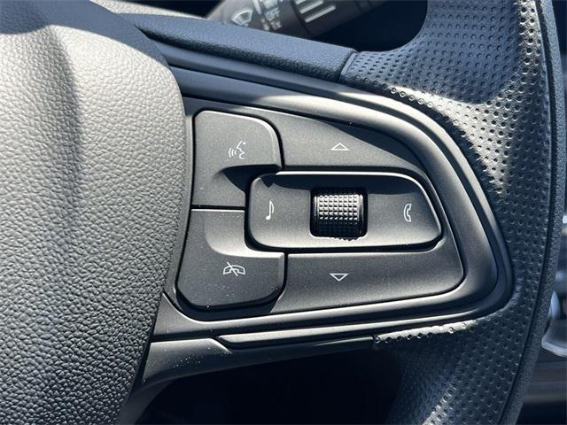 new 2025 Buick Envista car, priced at $22,201