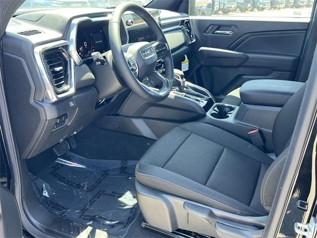 new 2025 GMC Canyon car, priced at $35,719