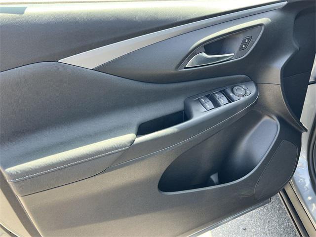 new 2025 Buick Envista car, priced at $25,452