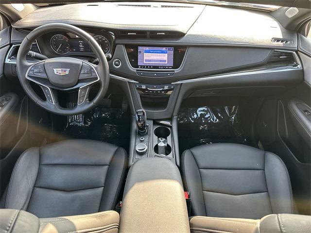 used 2021 Cadillac XT5 car, priced at $29,000