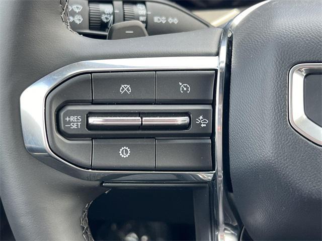 new 2025 GMC Acadia car, priced at $46,594