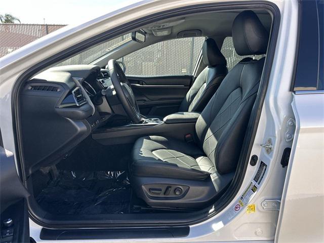 used 2019 Toyota Camry Hybrid car, priced at $18,960