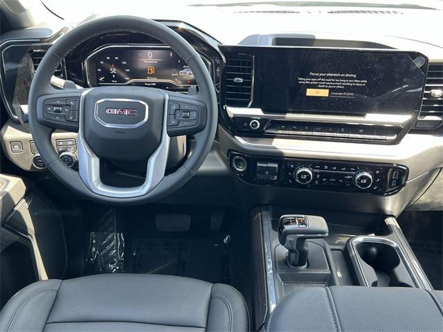 new 2025 GMC Sierra 1500 car, priced at $58,039