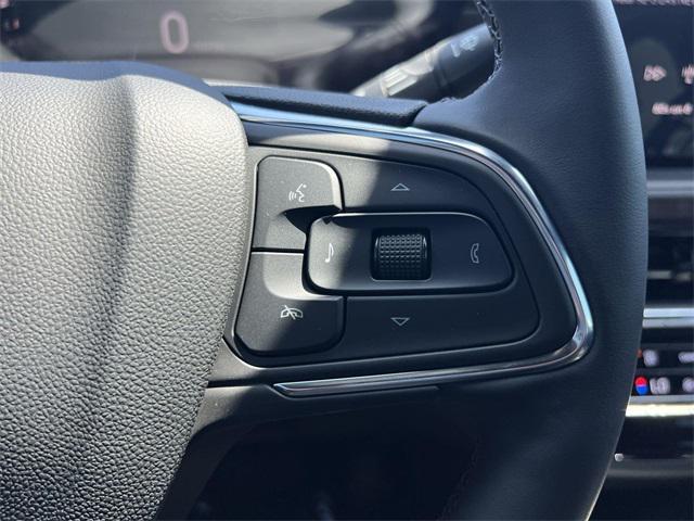 new 2025 Buick Envista car, priced at $29,906