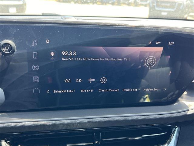 new 2025 Buick Envista car, priced at $29,906