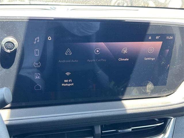 new 2025 Buick Envista car, priced at $24,990