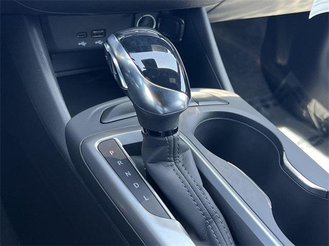 new 2025 Buick Envista car, priced at $24,990