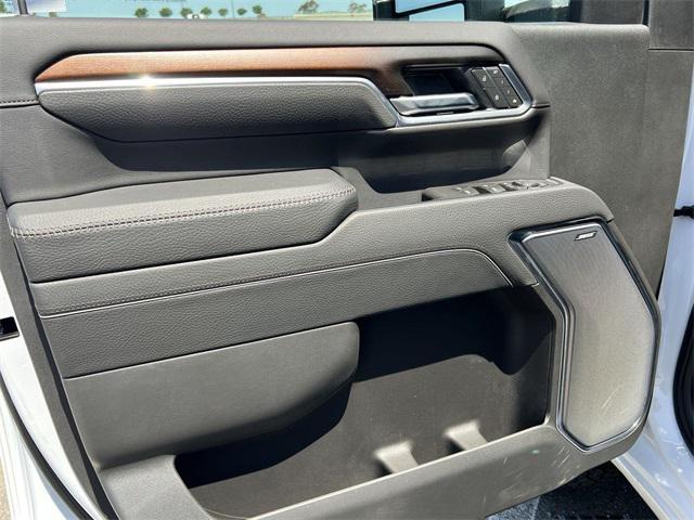 new 2025 GMC Sierra 2500 car, priced at $88,440