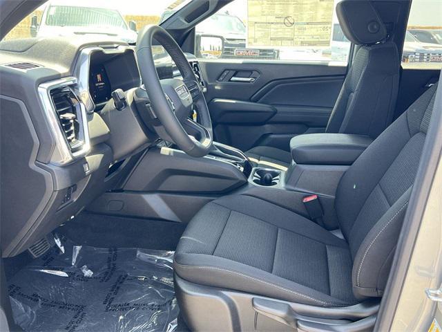 new 2025 GMC Canyon car, priced at $41,219