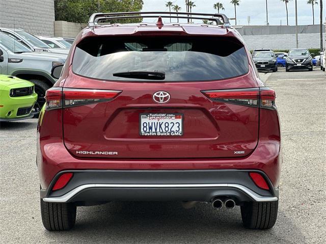 used 2021 Toyota Highlander car, priced at $36,666