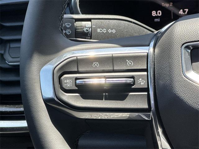 new 2025 GMC Canyon car, priced at $39,880