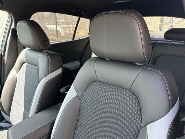 new 2025 Buick Envista car, priced at $25,815