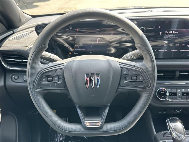 new 2025 Buick Envista car, priced at $25,815