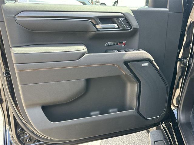 new 2025 GMC Sierra 1500 car, priced at $69,089