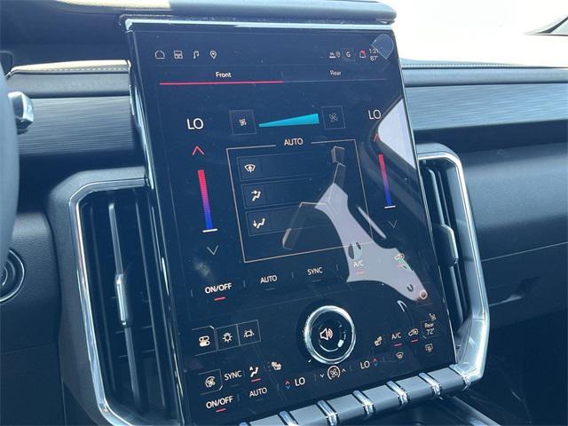 new 2025 GMC Acadia car, priced at $43,963
