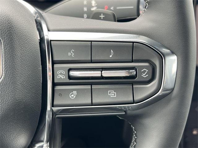 new 2025 GMC Acadia car, priced at $39,613