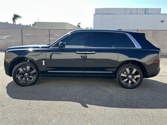 used 2022 Rolls-Royce Cullinan car, priced at $287,994