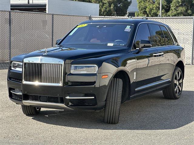 used 2022 Rolls-Royce Cullinan car, priced at $287,994