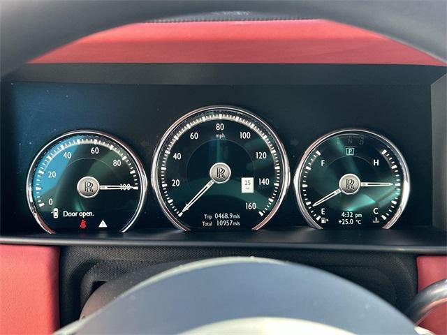 used 2022 Rolls-Royce Cullinan car, priced at $287,994