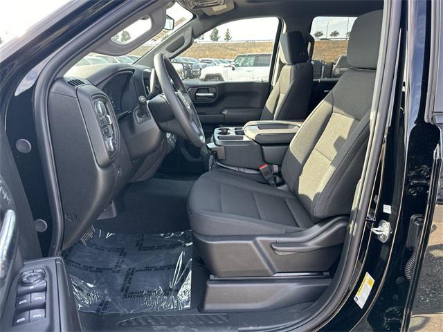 new 2025 GMC Sierra 1500 car, priced at $41,104