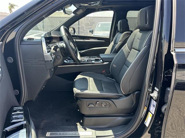 used 2025 Cadillac Escalade ESV car, priced at $112,592
