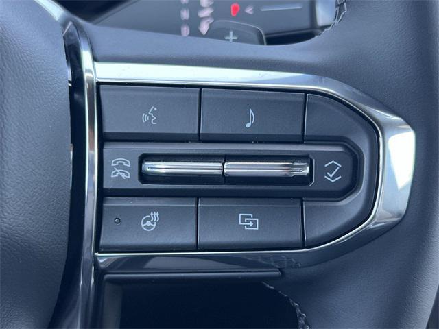 new 2025 GMC Acadia car, priced at $43,601