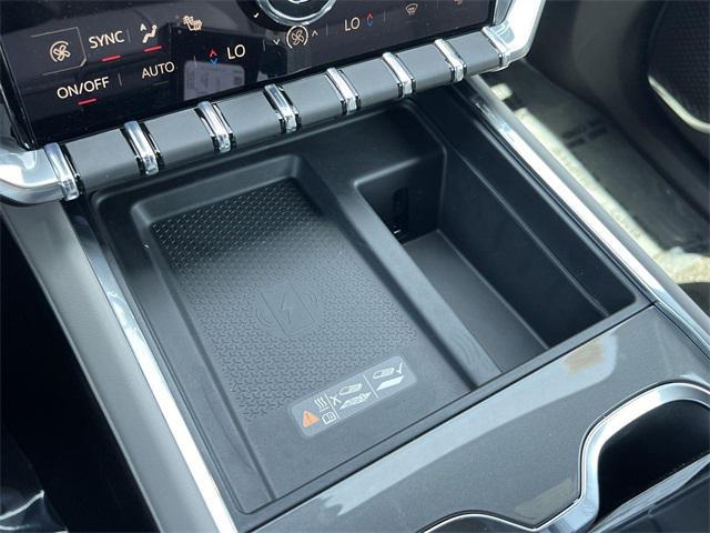 new 2025 GMC Acadia car, priced at $43,601