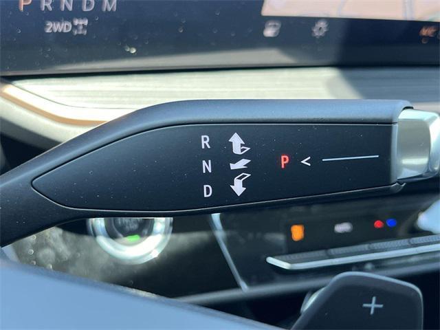 new 2025 Buick Envision car, priced at $41,199