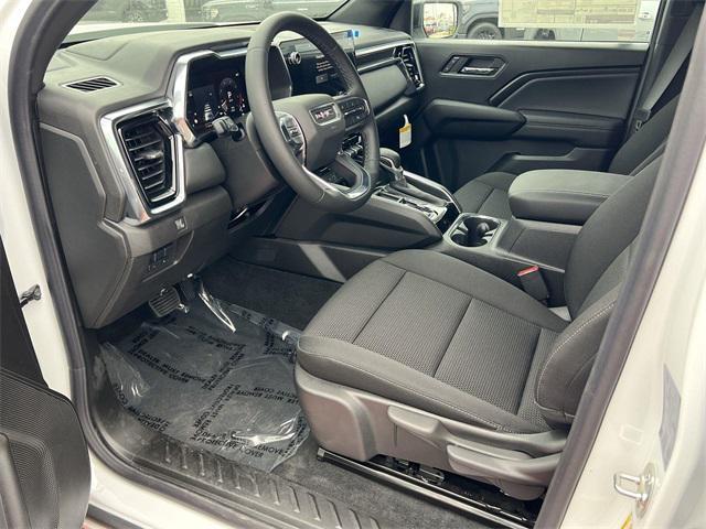 new 2025 GMC Canyon car, priced at $40,095