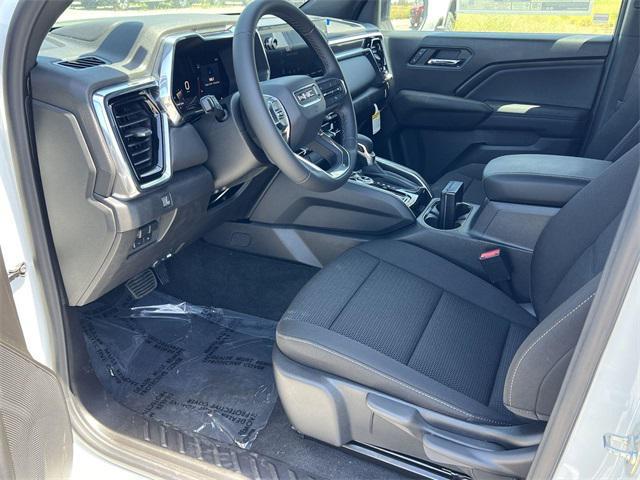 new 2025 GMC Canyon car, priced at $44,287
