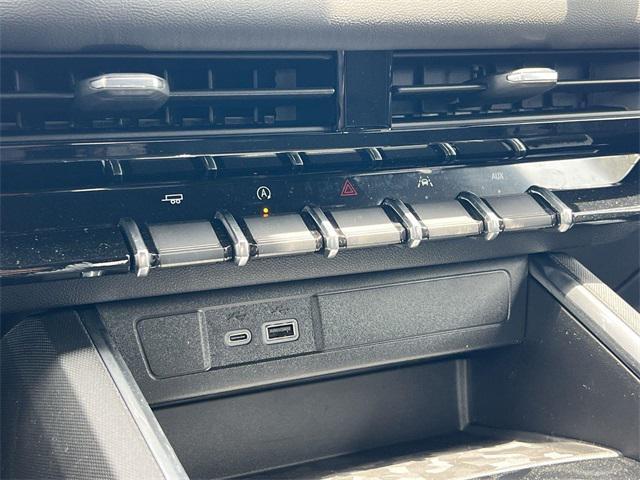 new 2025 GMC Canyon car, priced at $40,757