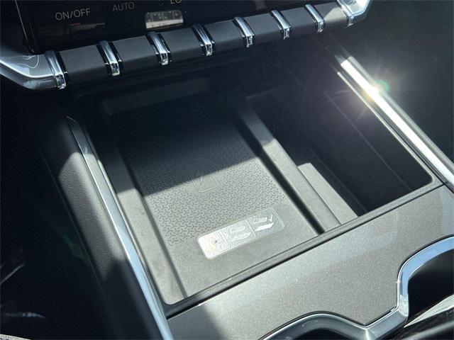 new 2025 GMC Acadia car, priced at $43,601