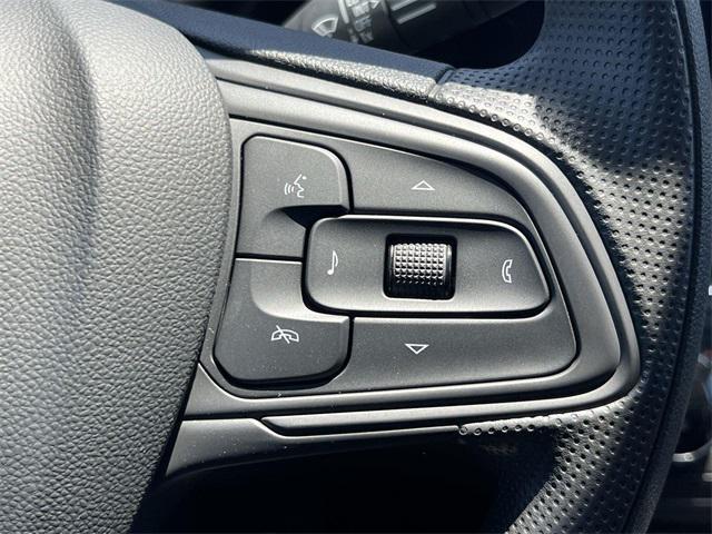 new 2025 Buick Envista car, priced at $22,201