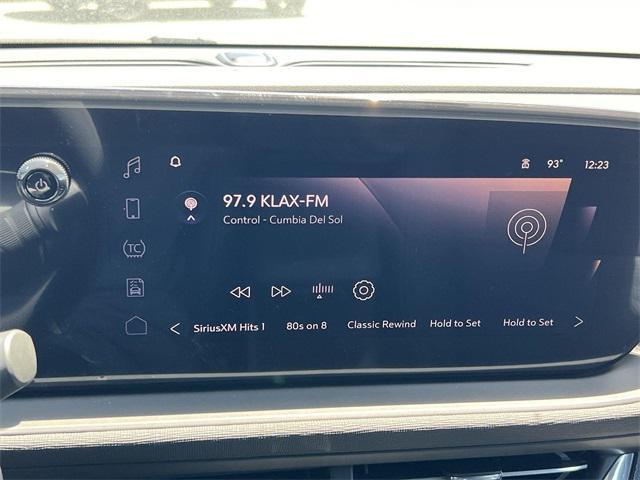 new 2025 Buick Envista car, priced at $22,201