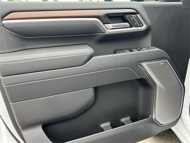 new 2025 GMC Sierra 2500 car, priced at $86,045
