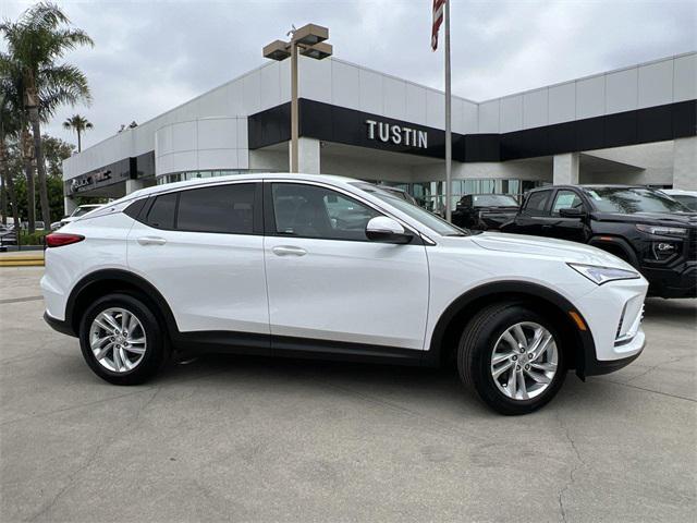 new 2025 Buick Envista car, priced at $24,990