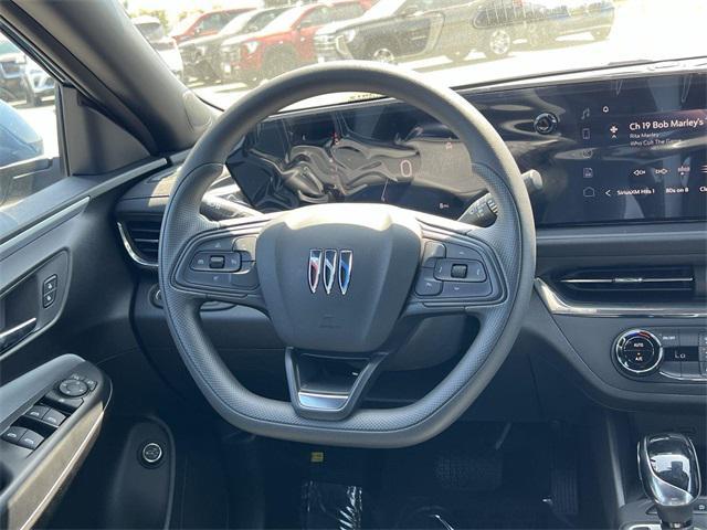 new 2025 Buick Envista car, priced at $22,713