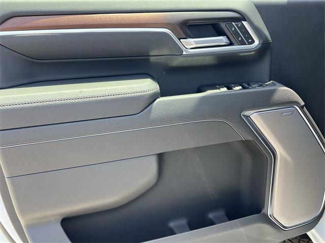 new 2025 GMC Sierra 2500 car, priced at $86,378