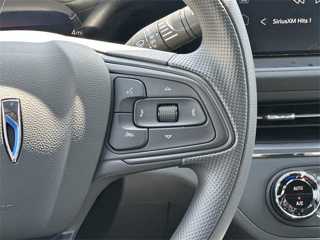 new 2025 Buick Envista car, priced at $25,815