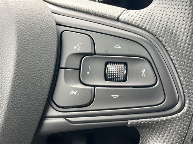 new 2025 Buick Envista car, priced at $24,990