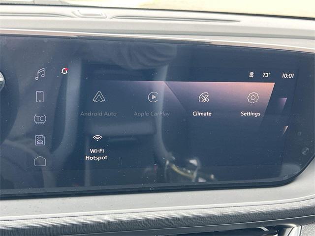 new 2025 Buick Envista car, priced at $24,990