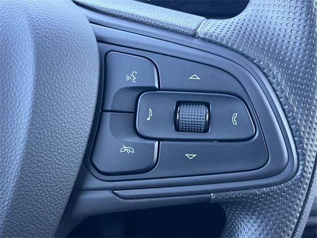 new 2025 Buick Envista car, priced at $24,990